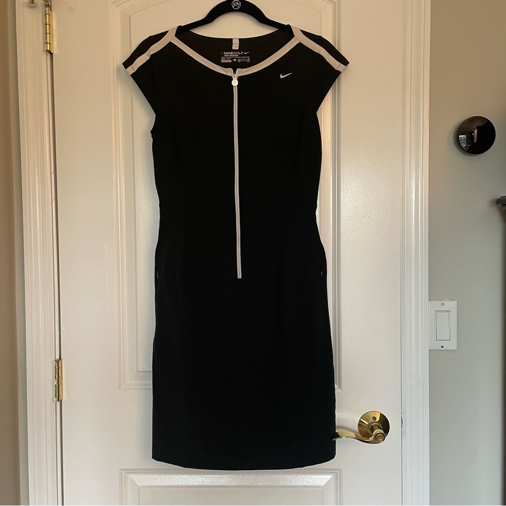 Nike Golf Black White Short Sleeve Athletic Dress. 4